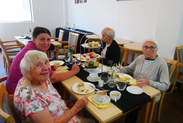 Dorothy, Margaret, another resident and a member of staff from Lakeside Care Home enjoy Afternoon Tea at The Kitchen. 
