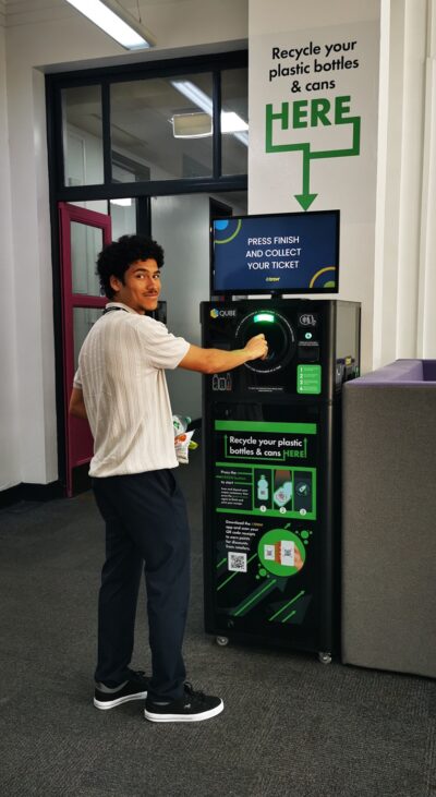 Romeo Malcon, Business Engagement Executive at Activate Learning uses the TrovrQUBE Reverse Vending Machine at Reading College and University Centre.